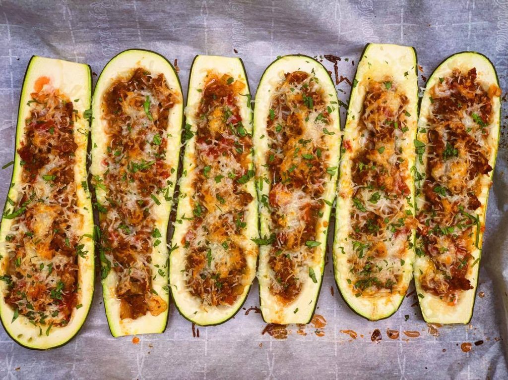 Zucchini Boats - Yohana Yoshe | The Pretend Blogger